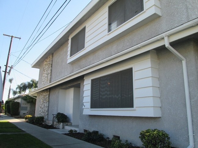 Building Photo - 7924 2nd St