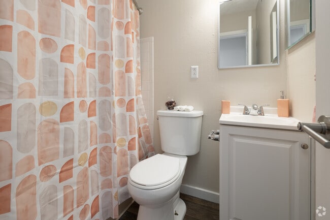 2 habitaciones, 1 baño, 760 pies cuadrados, baño - Airlan Arms