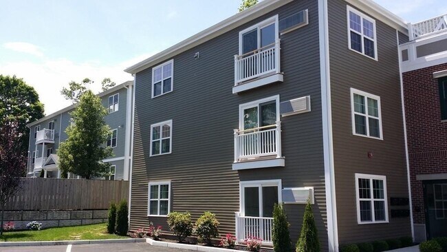 Foto del edificio - 245 Willard St
