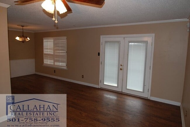 Building Photo - Indian Hills 3 Bedroom