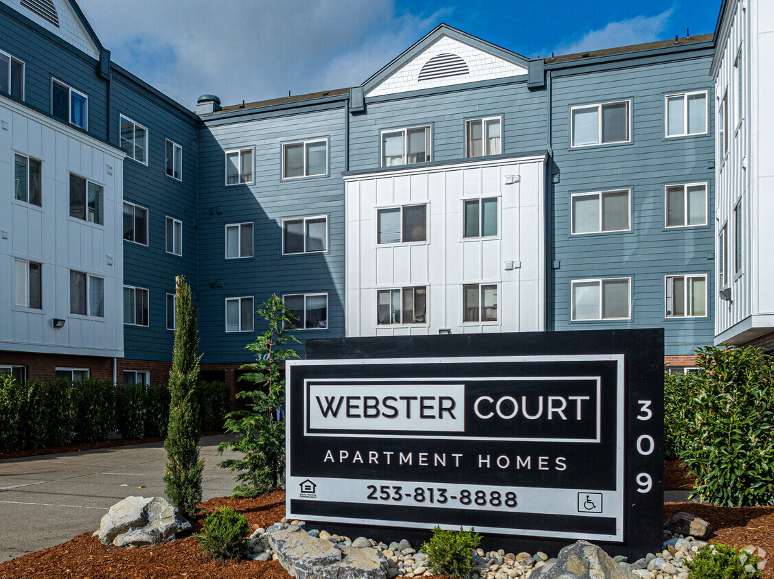 Foto principal - Webster Court Senior Apartments