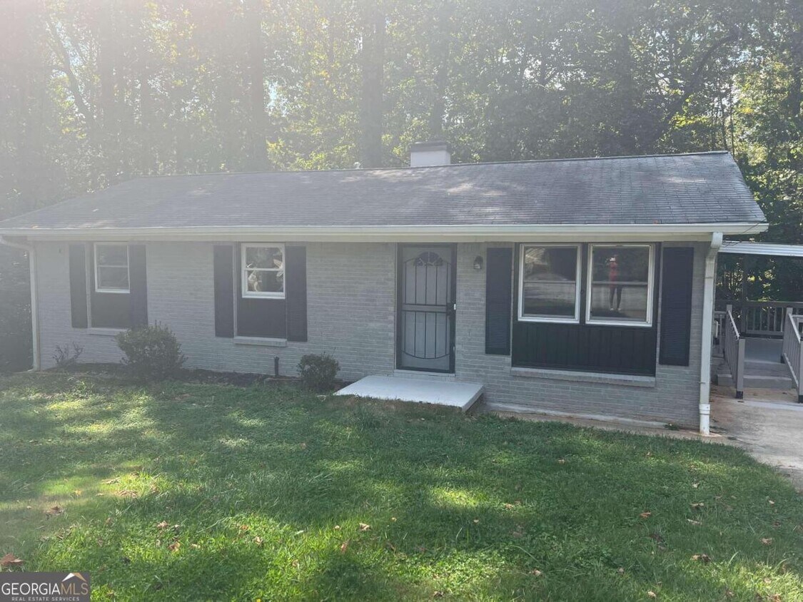 Primary Photo - 320 Whitworth Dr SW