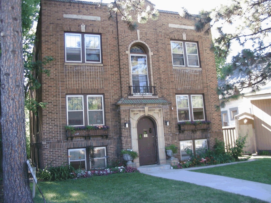 4546 Nicollet Ave S, Minneapolis, MN 55419 Apartments in Minneapolis