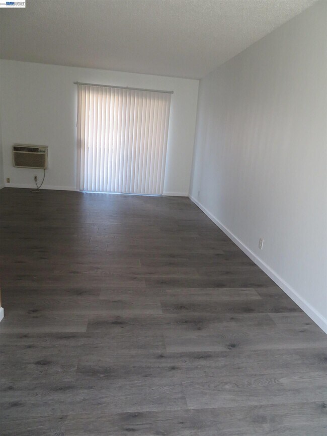 Foto del edificio - 1731 Ellis St