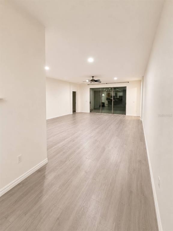 Building Photo - 12061 Lidflower St