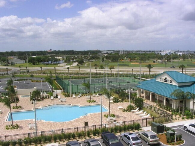 Foto del edificio - Water front condo