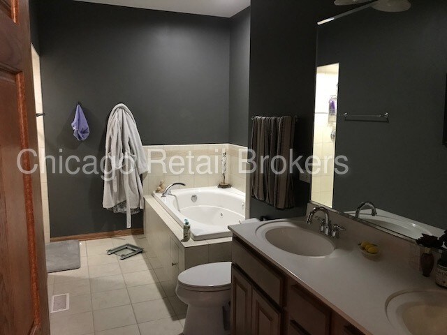 Foto del edificio - 593 Prairie Crossing Dr, New Lenox, IL, 60451