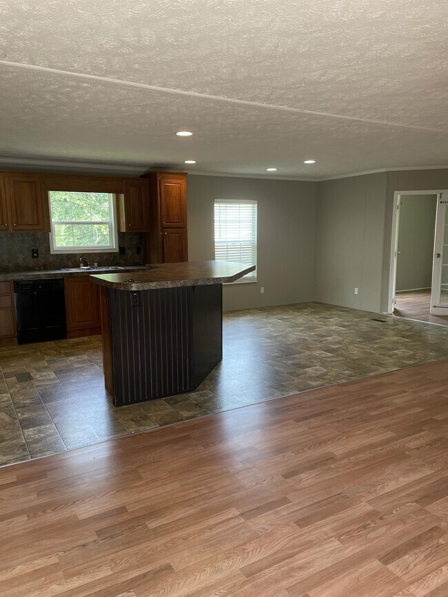 Photo - 2719 Addison Dr House