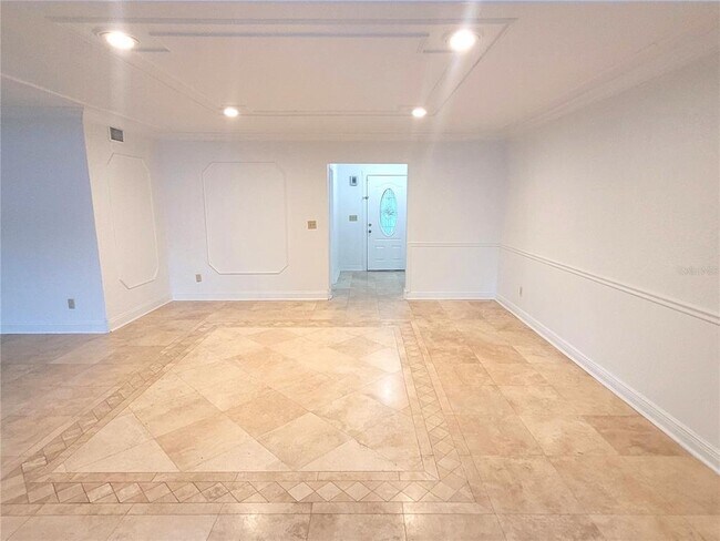 Foto del edificio - 356 E Overbrook Dr