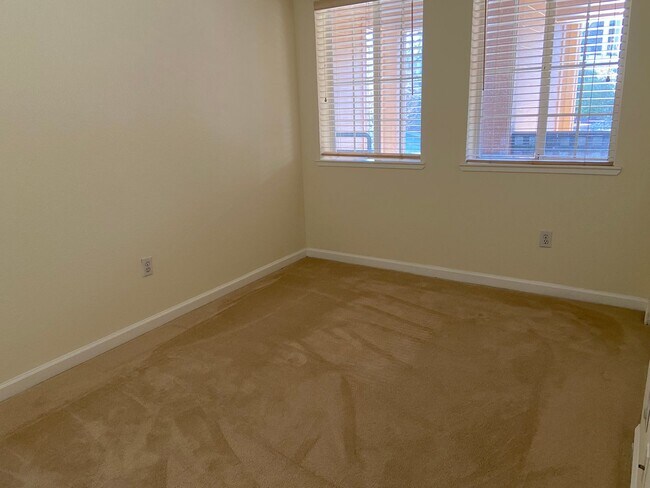 Foto del edificio - 105 Stone Pine Ln