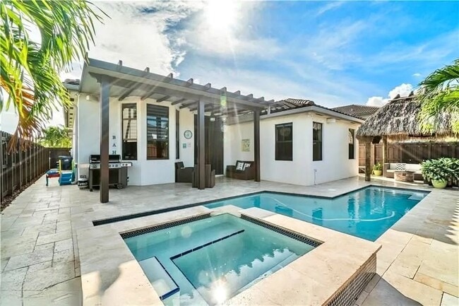 Foto del edificio - 1920 SW 154th Ave