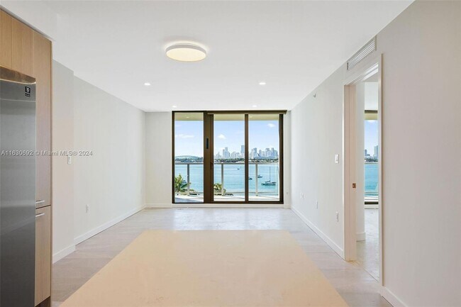Foto del edificio - 1500 Bay Rd