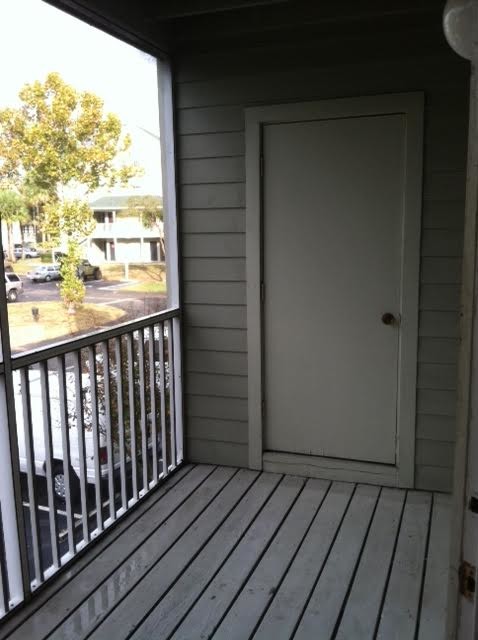 Building Photo - 6154 Westgate Dr