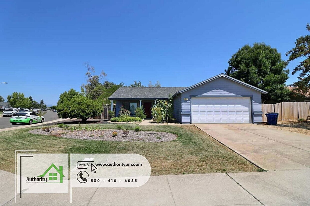 Building Photo - 788 Mallard St