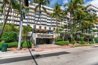 Building Photo - 800 West Ave