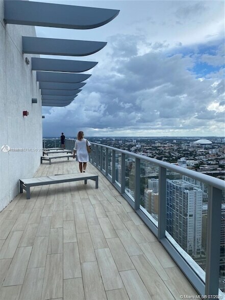 Foto del edificio - 1100 S Miami Ave