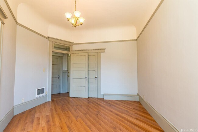 Building Photo - 456 Columbus Ave