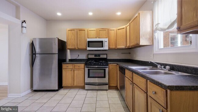 Foto del edificio - 731 Carpenter St