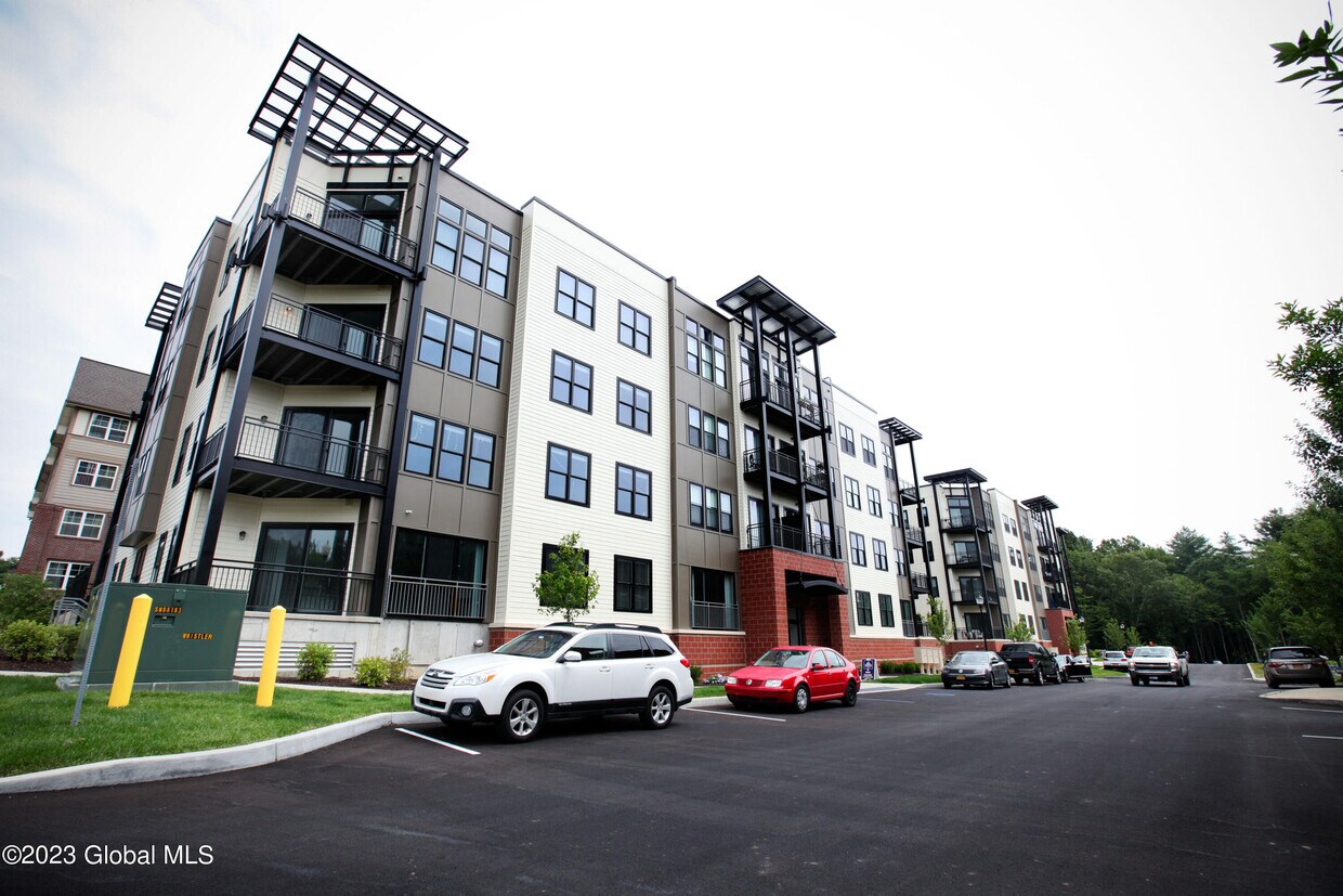 Foto principal - 25 Whistler Ct
