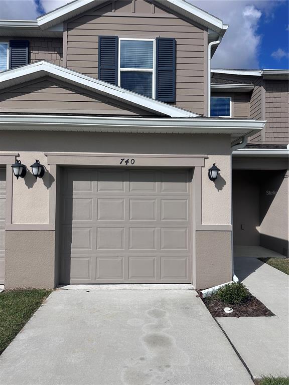 Building Photo - 740 Stoney Pointe Cir