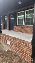 Building Photo - 1008 Brownlea Dr