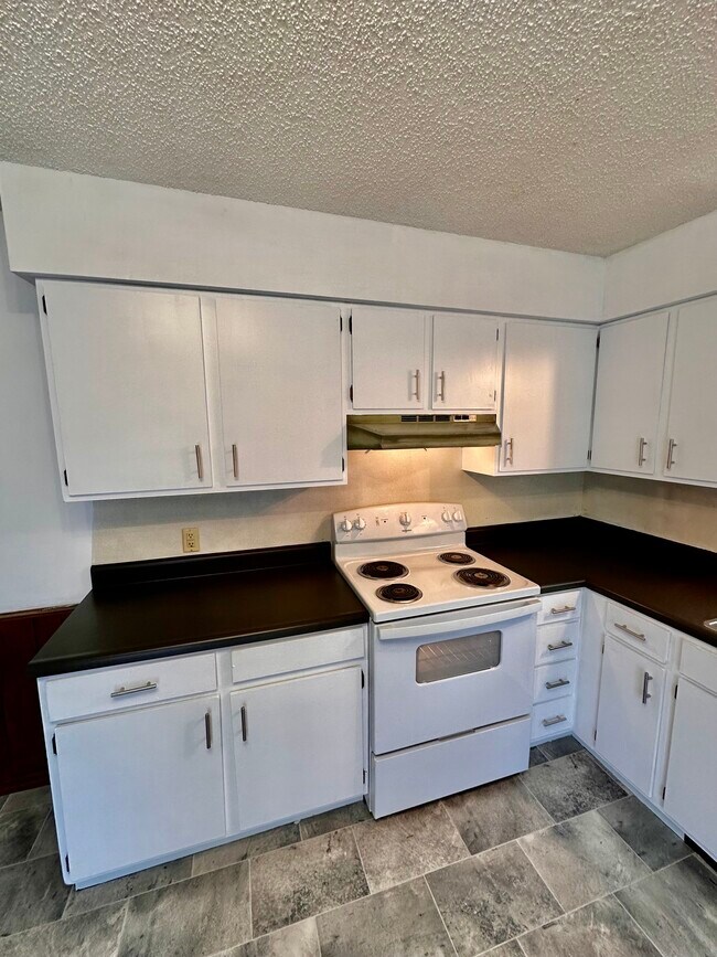Foto del edificio - 2152 N Summit Ave