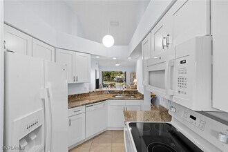 Building Photo - 121 Wading Bird Cir