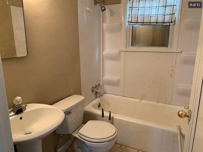 Foto del edificio - Available now!!