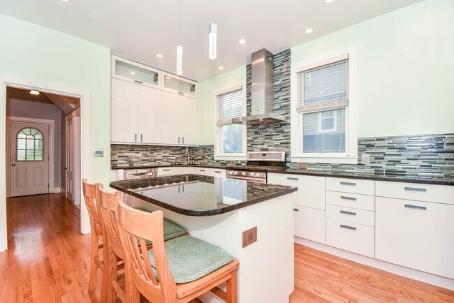 Foto del edificio - 86 Edwards St