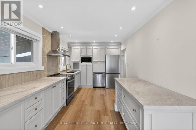 Photo du bâtiment - 724 Balaton Ave