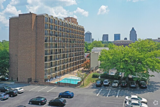 Apartments For Rent in Greensboro NC 10 Rentals Apartments com Apartments For Rent in Greensboro NC 10 Rentals Apartments com