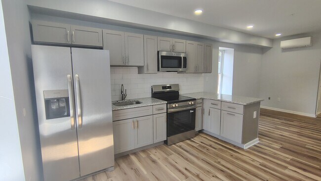Building Photo - 3412 N 19th St