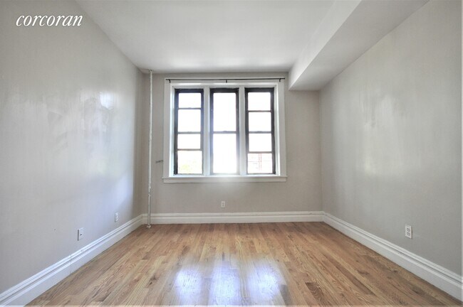 Building Photo - 1144 Bergen St