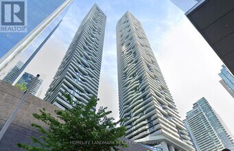 Building Photo - 100 Harbour St