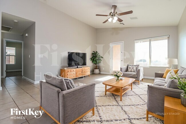 Foto del edificio - 21621 W Watkins St