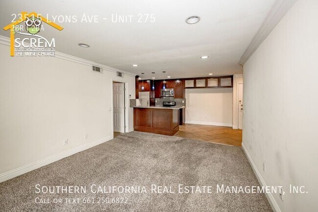 Foto del edificio - 23515 Lyons Ave