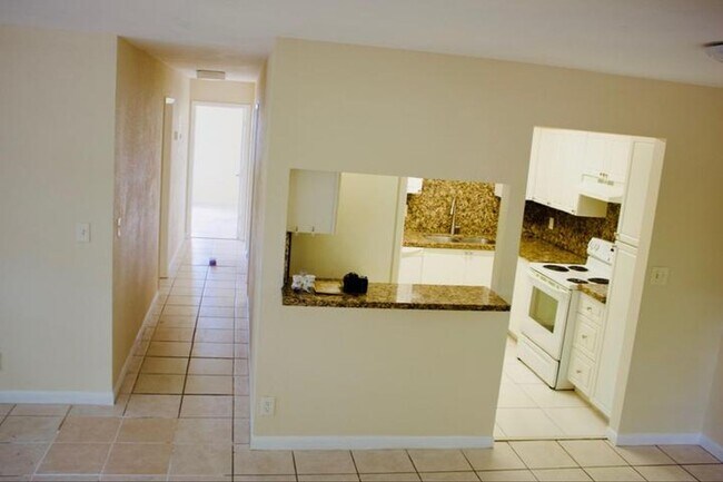Foto del edificio - 10851 NW 45th St