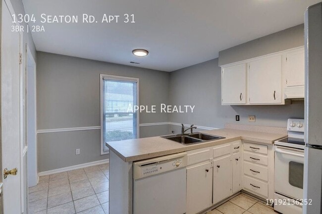 Building Photo - 1304 Seaton Rd, Apt 31 - Available Now