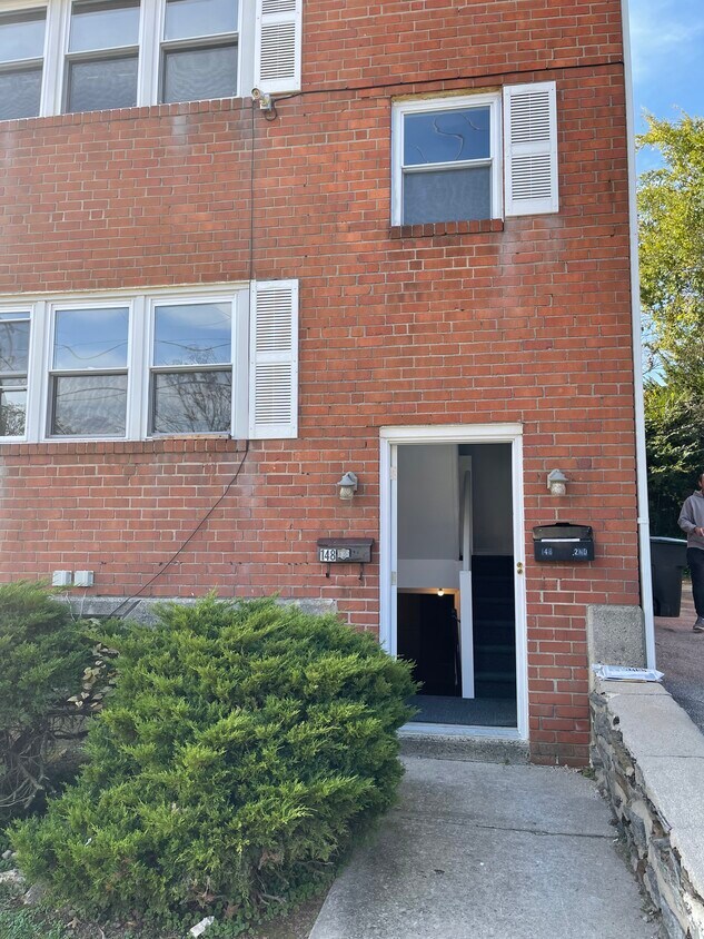 148 Abbey Ter Unit 1, Drexel Hill, PA 19026 Apartments in Drexel Hill