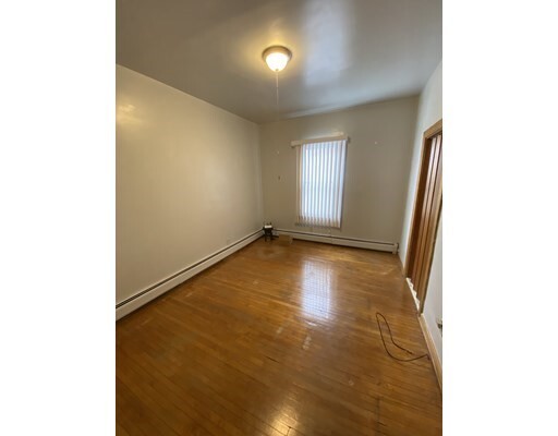 Building Photo - 613 Durfee St