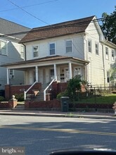 Building Photo - 369 S Main St