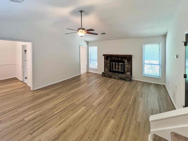 Building Photo - Fantastic 3 BR/ 2.5 BA Home in Kennesaw!