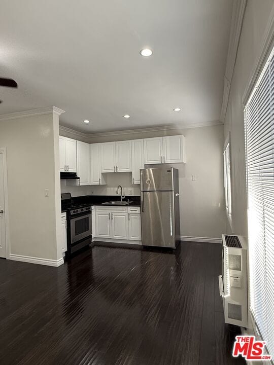 Building Photo - 334 Heliotrope Dr