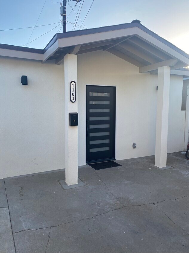 Brand new - 1101 Maxwell St