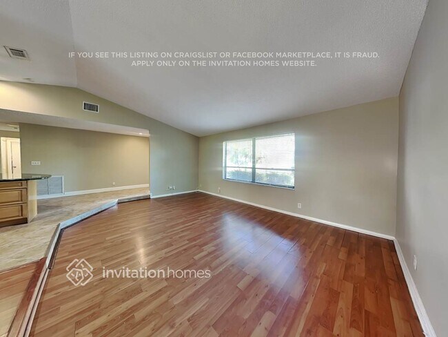 Foto del edificio - 9640 Richmond Cir