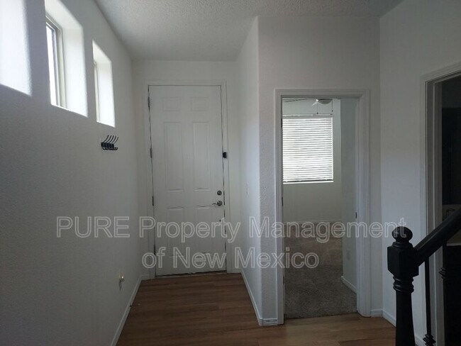 Foto del edificio - 2367 Quinn St NE