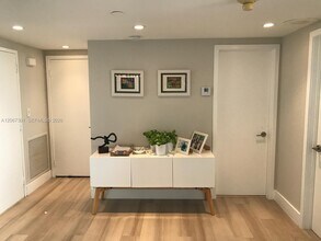 Building Photo - 11113 Biscayne Blvd