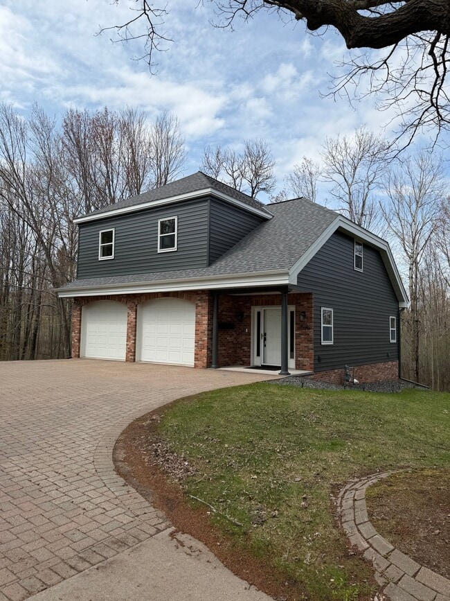 Building Photo - 402 Gerland Rd
