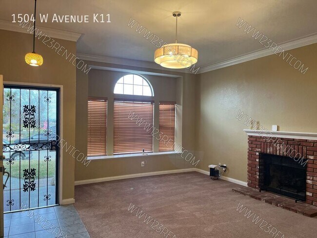 Building Photo - 1504 W Ave K11