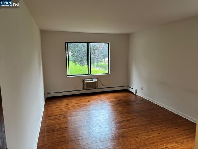 Building Photo - 105 Bellgrove Dr